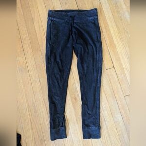 Victoria's Secret Pink Black Leggings Size M